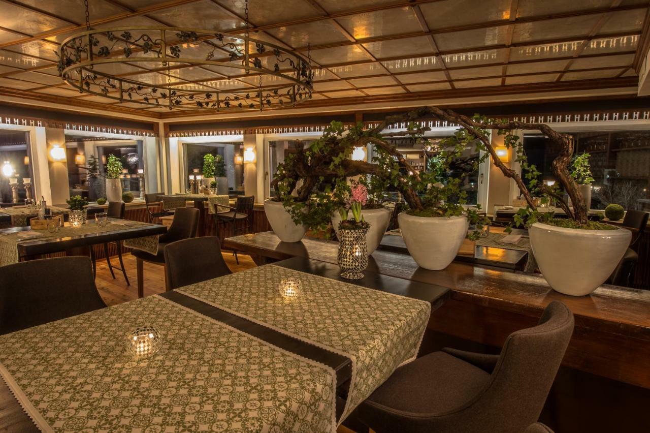 Hotel Ciasa Salares San Cassiano  Eksteriør billede