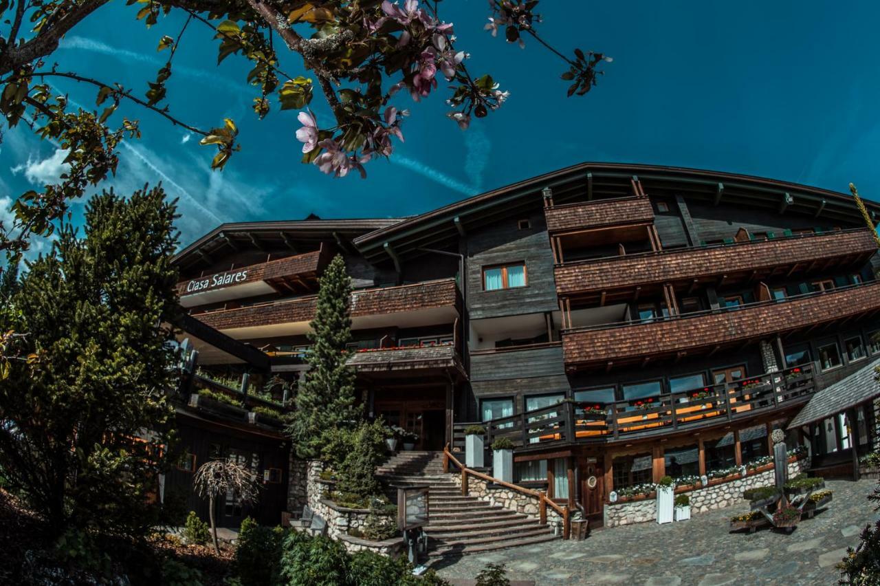 Hotel Ciasa Salares San Cassiano  Eksteriør billede