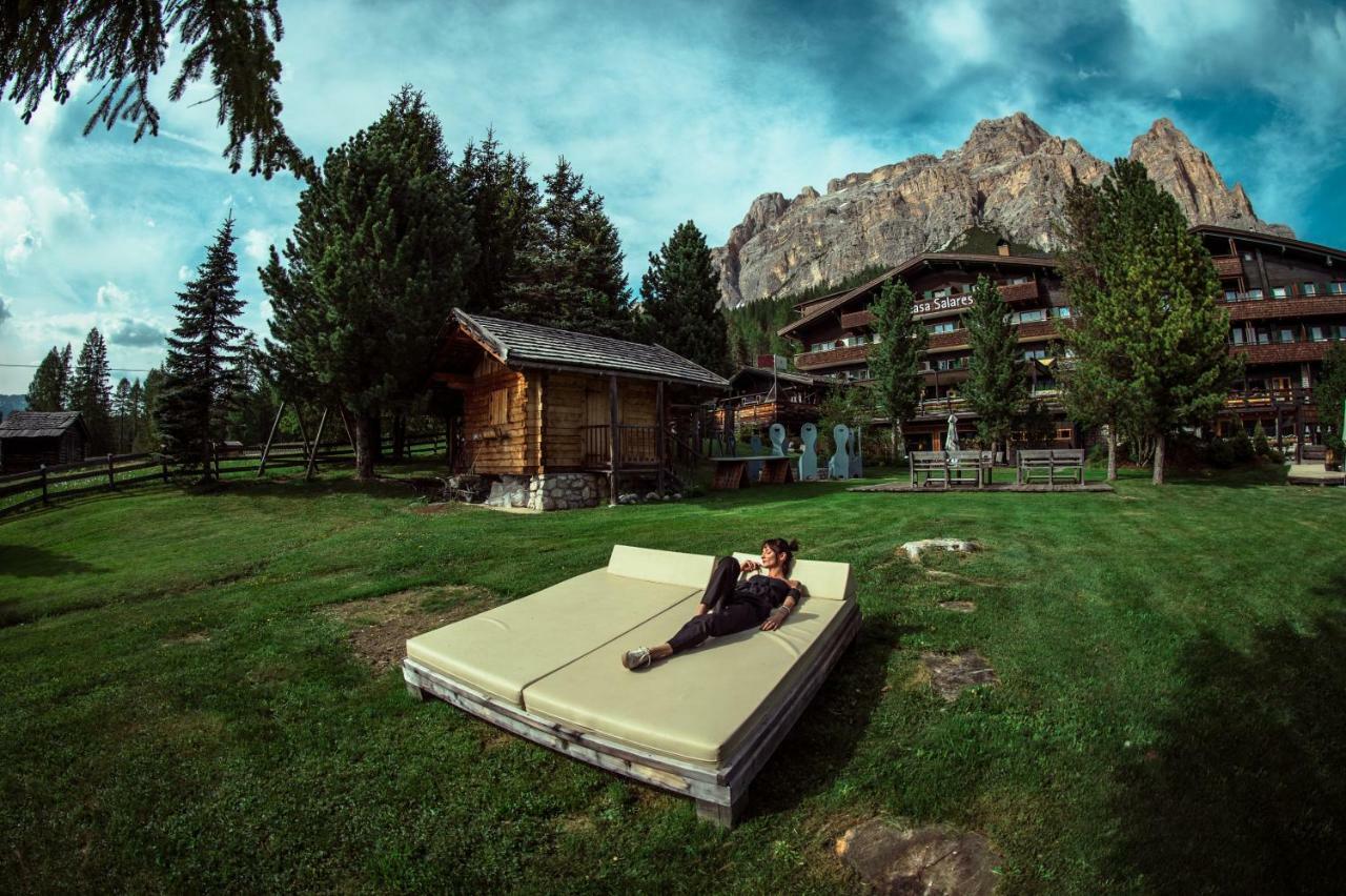 Hotel Ciasa Salares San Cassiano  Eksteriør billede